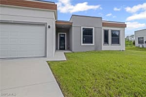 130 Viewpoint Drive, Lehigh Acres, FL 33972 - MLS#225058633