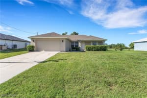 2204 Nw 18th Ter, Cape Coral