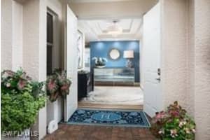 575 Avellino Isles Cir 102, Naples