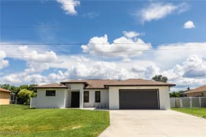 506 Sw 5th St, Cape Coral