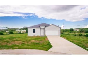 8304 Lena Ct, Labelle