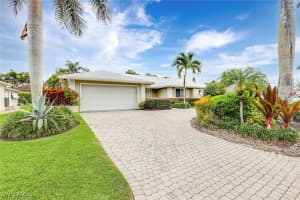 675 Harbour Drive, Naples, FL 34103 - MLS#225058767