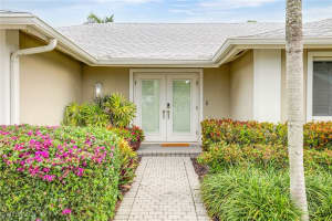 675 Harbour Drive, Naples, FL 34103 - MLS#225058767