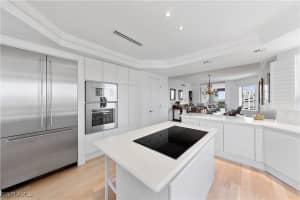 8473 Bay Colony Drive, Naples, FL 34108 - MLS#225058775