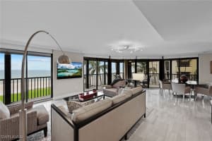 9653 Gulf Shore Dr 203, Naples