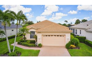 16460 Edgemont Dr, Fort Myers
