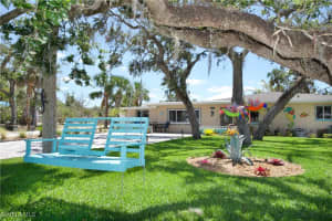 206 Connecticut Street, Fort Myers Beach, FL 33931 Sold 08/15/25