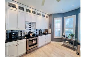 3250 Crown Pointe Boulevard, Naples, FL 34112 - MLS#225058858
