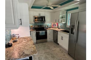 1071 8th Street, Naples, FL 34102 - MLS#225058911