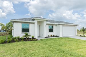 420 18th Place, Cape Coral, FL 33993 - MLS#225058916