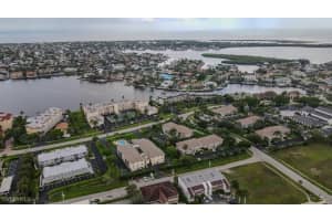 835 Elkcam Circle, Marco Island, FL 34145 - MLS#225058917