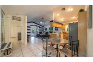 691 102nd Avenue, Naples, FL 34108 - MLS#225058931