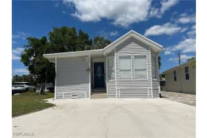 569 Bass Lane, Naples, FL 34114 - MLS#225058959