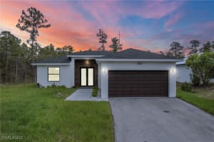 3525 43rd Ave Ne, Naples