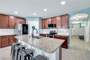 692 Hadley Street, Naples, FL 34104 - MLS#225058970