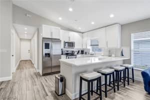 851 102nd Avenue, Naples, FL 34108 - MLS#225059009