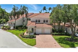 700 L' Ambiance Cir 202, Naples