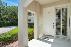 700 L' Ambiance Circle, Naples, FL 34108 - MLS#225059018