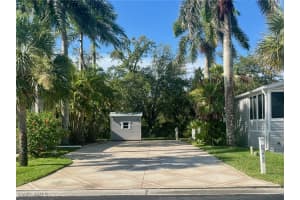 1558 Diamond Lake Circle, Naples, FL 34114 - MLS#225059030