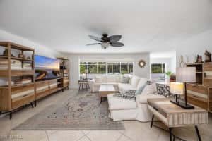 389 Country Club Lane, Naples, FL 34110 Sold 09/02/25