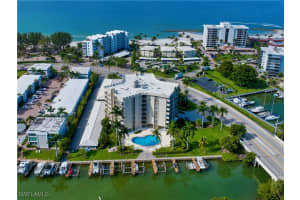 2150 Gulf Shore Blvd N 411, Naples