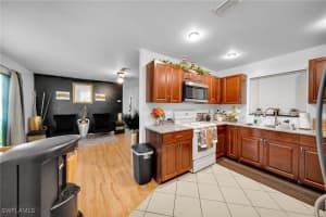 102 Oleander Road, Lehigh Acres, FL 33936 - MLS#225059089