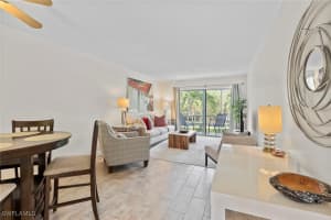 72 7th Street, Naples, FL 34102 - MLS#225059099