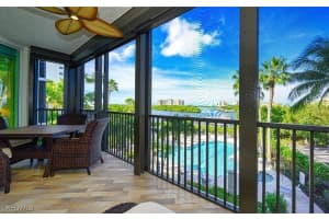430 Cove Tower Dr 302, Naples