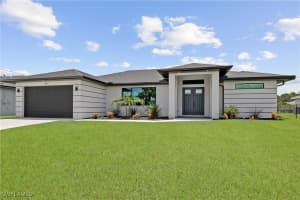 387 Paulcrest Ave, Lehigh Acres