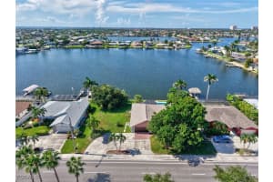 504 Cape Coral Parkway, Cape Coral, FL 33914 - MLS#225059149