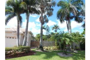 774 & 770 105th Avenue, Naples, FL 34108 - MLS#225059175