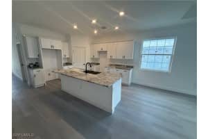 329 Detroit Avenue, Fort Myers, FL 33905 Sold 08/29/25