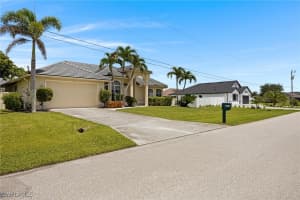 4011 16th Place, Cape Coral, FL 33914 - MLS#225059257