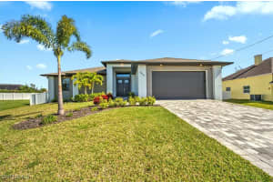3527 4th Lane, Cape Coral, FL 33991 - MLS#225059258
