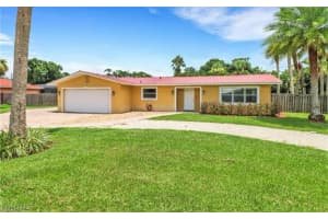 17020 Carolyn Lane, North Fort Myers, FL 33917 - MLS#225059278