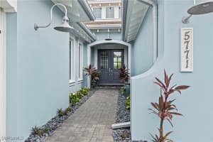 5771 Clarendon Drive, Naples, FL 34113 - MLS#225059284