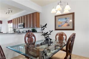 9715 Acqua Ct 121, Naples