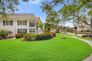 290 Banyan Boulevard, Naples, FL 34102 - MLS#225059300