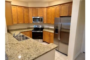 9098 Capistrano St S 7103, Naples