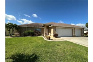 2202 8th Street, Cape Coral, FL 33990 - MLS#225059316