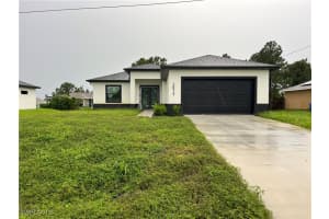 2813 27th Street, Lehigh Acres, FL 33976 - MLS#225059353