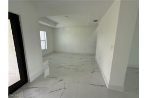 3804 10th Street, Lehigh Acres, FL 33976 - MLS#225059397