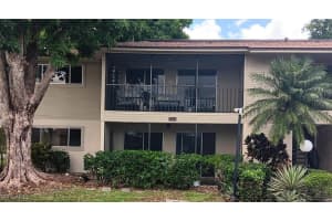 5713 Foxlake Dr 1, North Fort Myers