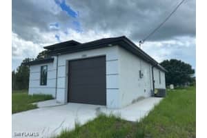 1146 Ecrue Street, Lehigh Acres, FL 33974 - MLS#225059483