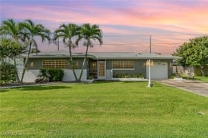 212 Se 45 St, Cape Coral