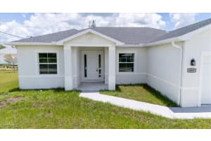 430 Mercedes Court, Lehigh Acres, FL 33972 - MLS#225059520