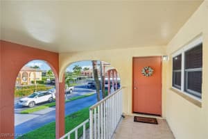 360 Charlemagne Boulevard, Naples, FL 34112 - MLS#225059528