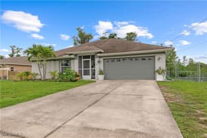 424 La Perouse St, Lehigh Acres