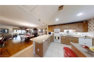 1527 Edgewater Circle, Fort Myers, FL 33919 - MLS#225059568