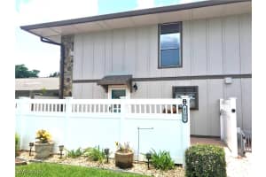 4295 Island Cir 2, Fort Myers